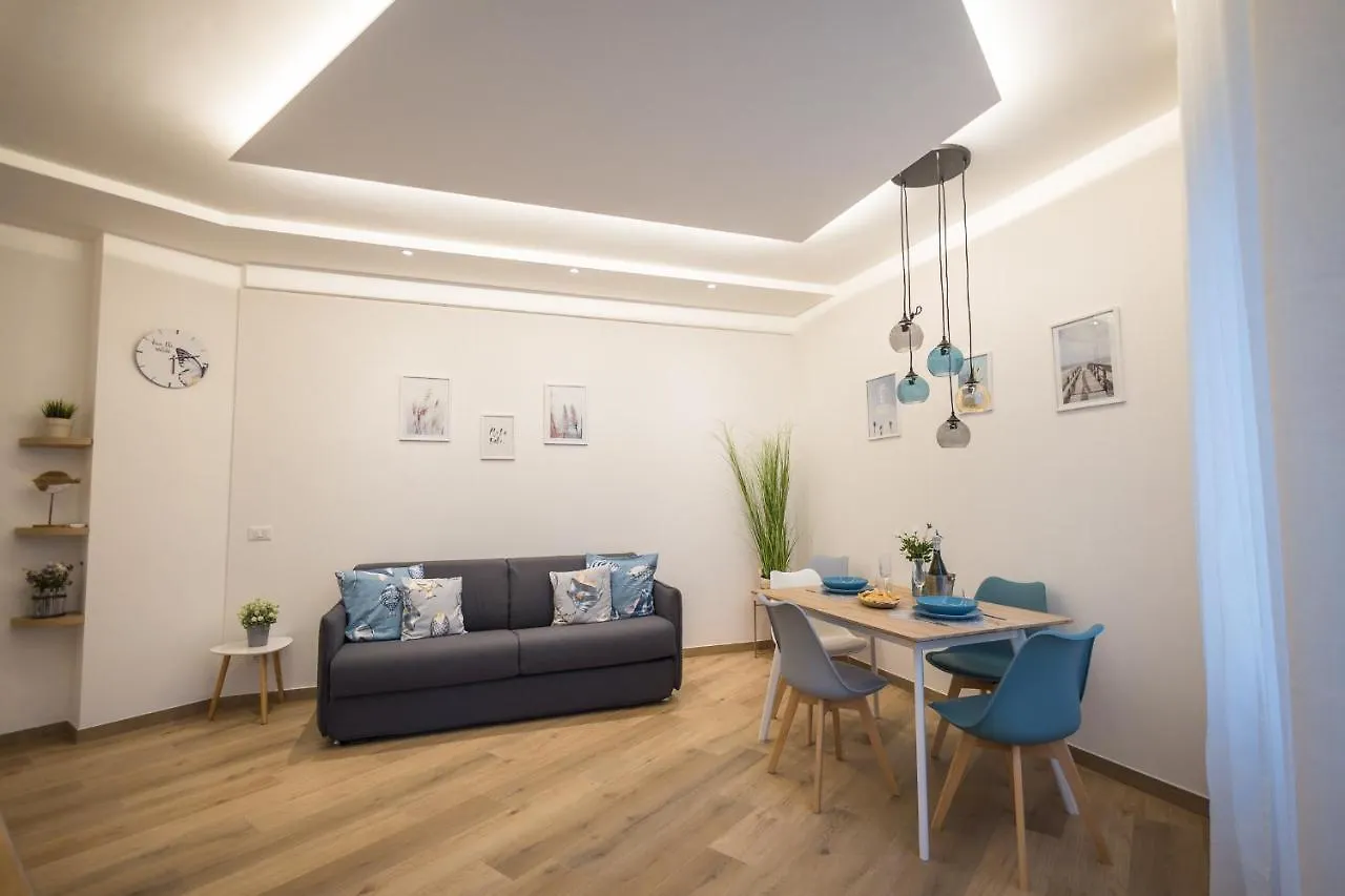 Elegant House By The Sea Rapallo - 50 Meters From The Beach ,Near Portofino Apartment