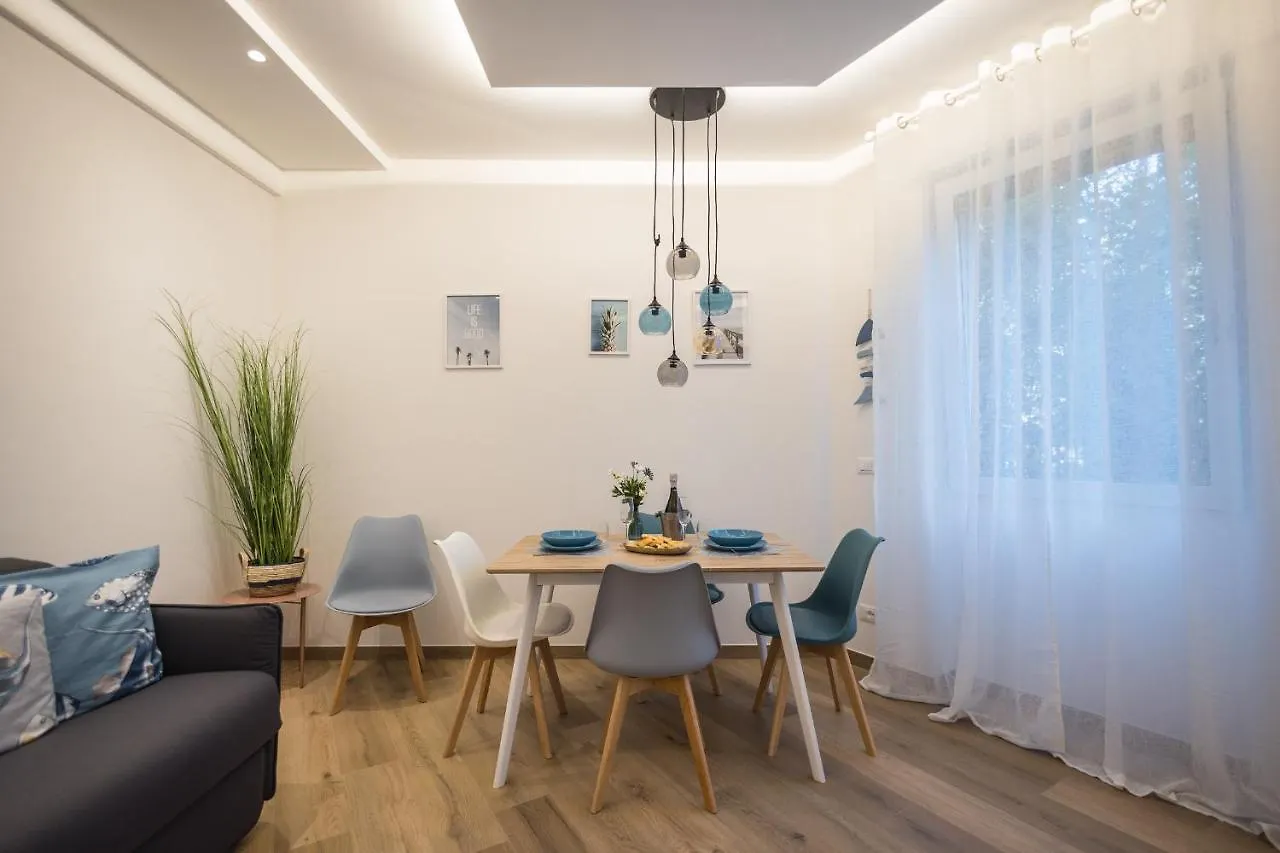 Apartment Elegant House By The Sea Rapallo - 50 Meters From The Beach ,Near Portofino Italy